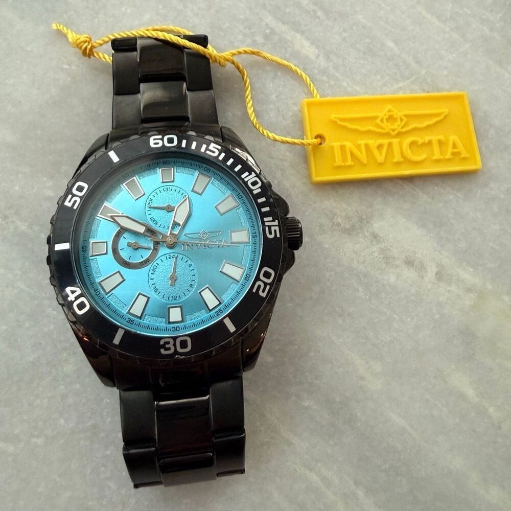 NWT Invicta Pro Diver Stainless Steel Charcoal Gray Light Blue Dial Quartz Watch